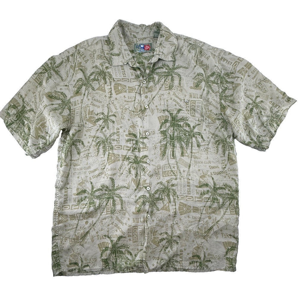 Hilo Hattie Hawaiian Shirt Mens Medium Tiki Palm Tree Print Aloha Button Beach
